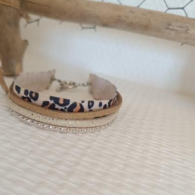 Bracelet beige&léopard lanières cuir-tissu et fermoir T